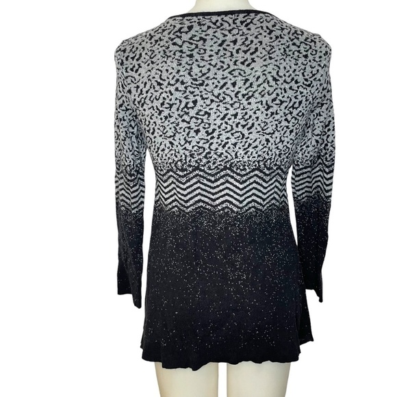 Cheetah Shark Bite Sweater Tunic Top 🖤 - Picture 2 of 9